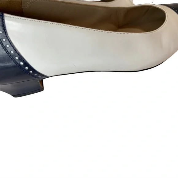 Salvatore Ferragamo Black and White Heels - Picture 9 of 11